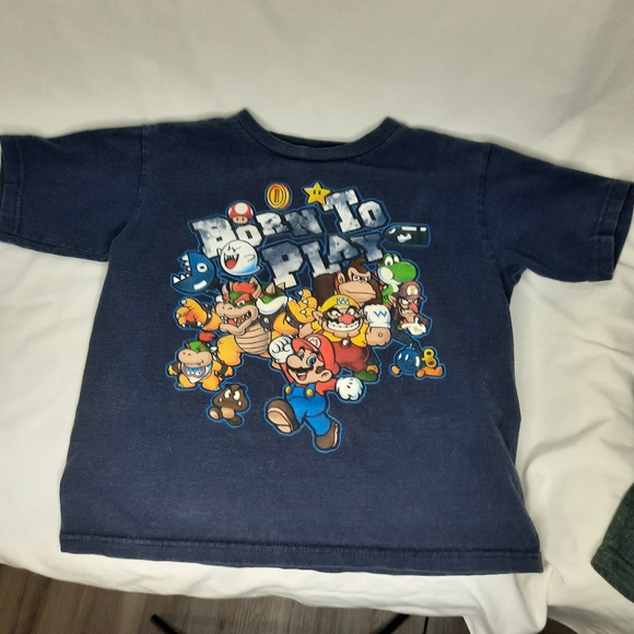 Super Mario t's and hoodie - Picture 6 of 11
